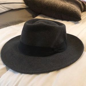 Great/Black Travelers Hat